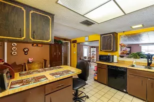 12095 102nd Ave, Seminole, FL 33778 - Photo 7
