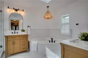 11763 Harborside Cir, Largo, FL 33773 - Photo 29