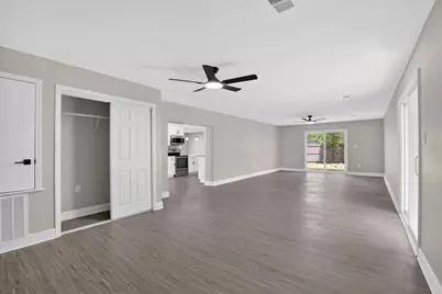 9718 Fox Hollow Road, Tampa, FL 33647 - Photo 11