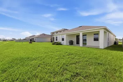 1413 Tropical Oasis Avenue, Plant City, FL 33565 - Photo 29