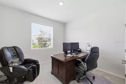 1413 Tropical Oasis Avenue, Plant City, FL 33565 - Photo 17