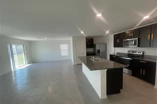 35288 Spruce Knob Ct, Dade City, FL 33525 - Photo 3