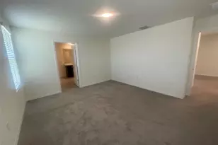 35288 Spruce Knob Ct, Dade City, FL 33525 - Photo 7