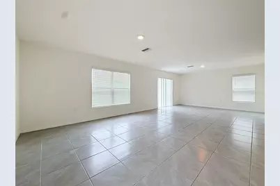 35288 Spruce Knob Court, Dade City, FL 33525 - Photo 7