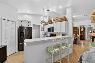 4105 NE 20th Pl, Cape Coral, FL 33909 - Photo 11