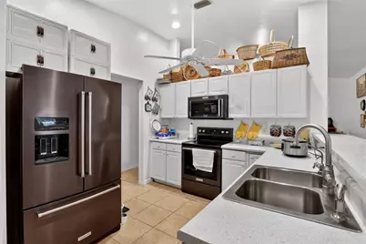 4105 NE 20th Place, Cape Coral, FL 33909 - Photo 13
