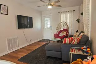 2015 Oakwood Ave, Tampa, FL 33605 - Photo 3