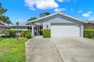 10898 119th St N, Largo, FL 33778 - Photo 1