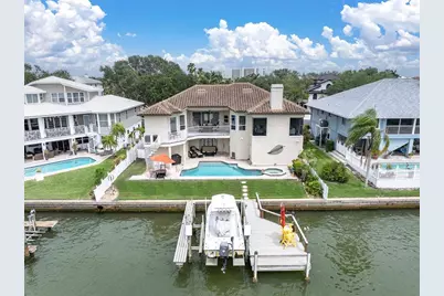 2853 Seabreeze Drive S, Gulfport, FL 33707 - Photo 3