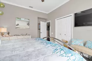 2853 Seabreeze Dr S, Gulfport, FL 33707 - Photo 35