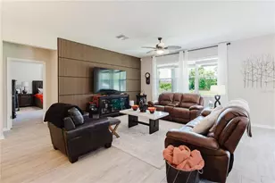 17871 Cortes Creek Blvd, Spring Hill, FL 34610 - Photo 11