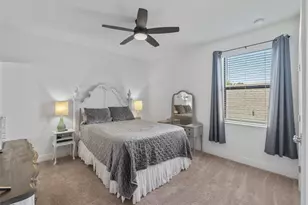 1220 Florablu Dr, Seffner, FL 33584 - Photo 37