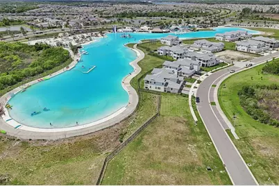 32010 Blue Passing Loop, Wesley Chapel, FL 33545 - Photo 5