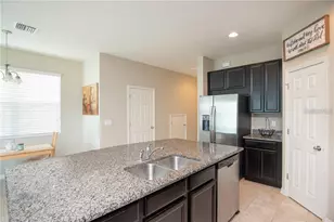 7083 Woodchase Glen Dr, Riverview, FL 33578 - Photo 5