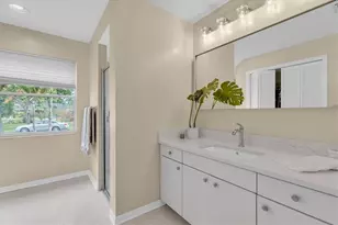 11566 Pine St, Seminole, FL 33772 - Photo 21