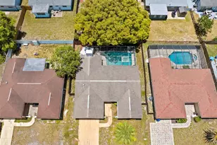 9131 Hunt Club Ln, Port Richey, FL 34668 - Photo 11