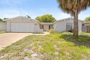 9131 Hunt Club Ln, Port Richey, FL 34668 - Photo 1