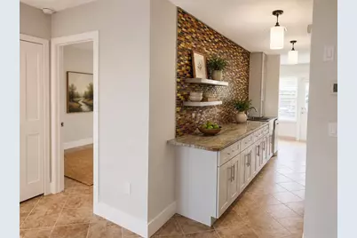3128 59th Street S #109, Gulfport, FL 33707 - Photo 3