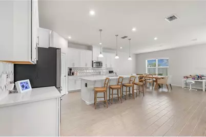 7878 Greenway Avenue, Wesley Chapel, FL 33544 - Photo 11