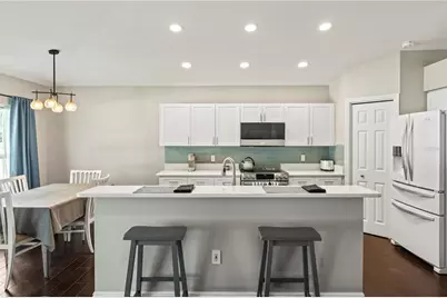 31328 Wrencrest Drive, Wesley Chapel, FL 33543 - Photo 19