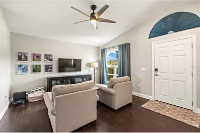 31328 Wrencrest Drive, Wesley Chapel, FL 33543 - Photo 9