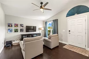 31328 Wrencrest Dr, Wesley Chapel, FL 33543 - Photo 9