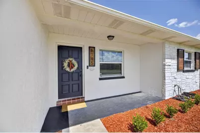 6145 17th Street, Zephyrhills, FL 33542 - Photo 5