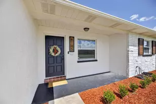 6145 17th St, Zephyrhills, FL 33542 - Photo 5