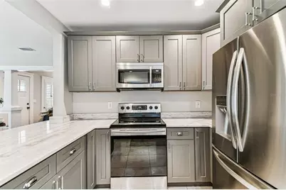 711 S Bungalow Terrace, Tampa, FL 33606 - Photo 11