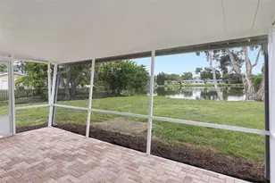 1100 58th Ave S, Saint Petersburg, FL 33705 - Photo 19