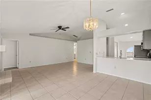 13618 Laraway Dr, Riverview, FL 33579 - Photo 7