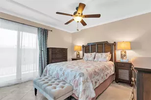 9755 Harrell Ave, Treasure Island, FL 33706 - Photo 15