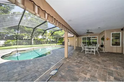 9904 Oaks Lane, Seminole, FL 33772 - Photo 43