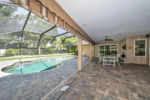 9904 Oaks Ln, Seminole, FL 33772 - Photo 43