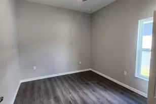 5024 Finders Ct, Tampa, FL 33617 - Photo 11