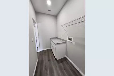 5024 Finders Court, Tampa, FL 33617 - Photo 9