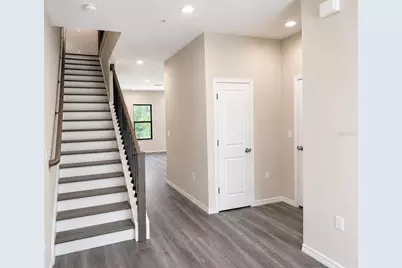 4347 Cambio Gardens Court, Tampa, FL 33610 - Photo 5