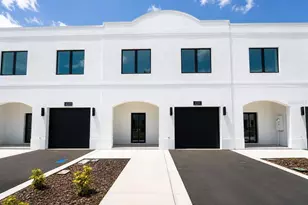 4347 Cambio Gdns Ct, Tampa, FL 33610 - Photo 1
