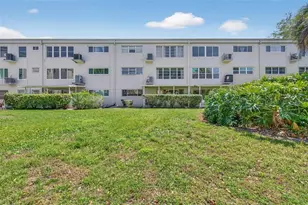 2440 World Pkwy Blvd, Clearwater, FL 33763 - Photo 19