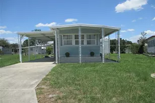 38513 Willoughby Dr, Zephyrhills, FL 33540 - Photo 1