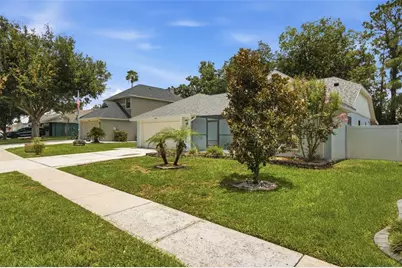 2023 Darlington Oak Drive, Seffner, FL 33584 - Photo 5