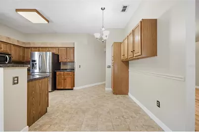 2023 Darlington Oak Drive, Seffner, FL 33584 - Photo 13