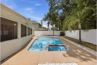2023 Darlington Oak Drive, Seffner, FL 33584 - Photo 43