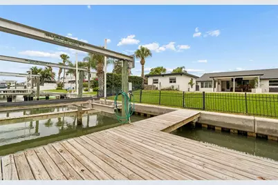 3941 E Eden Roc Circle, Tampa, FL 33634 - Photo 35