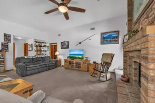 621 Penn National Rd, Seffner, FL 33584 - Photo 11