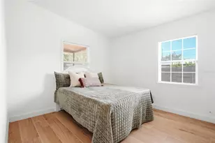 4030 Marlin Dr SE, Saint Petersburg, FL 33705 - Photo 15