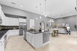 20211 Heritage Point Dr, Tampa, FL 33647 - Photo 17
