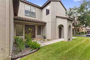 20211 Heritage Point Dr, Tampa, FL 33647 - Photo 3