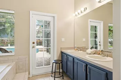 141 Old Oak Circle, Palm Harbor, FL 34683 - Photo 25