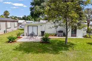 36428 Malibu Way, Zephyrhills, FL 33541 - Photo 31